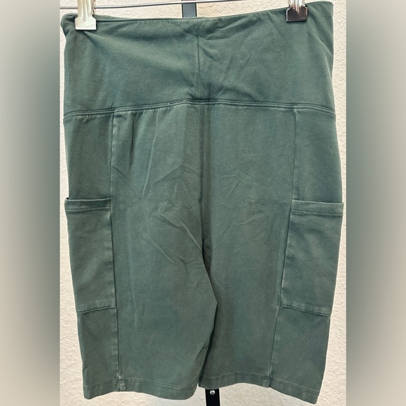 Free People x Hatch | Daylight Bike Short - Picture 2 of 5